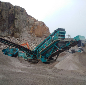 Powerscreen Chieftain 2100 3-DECK