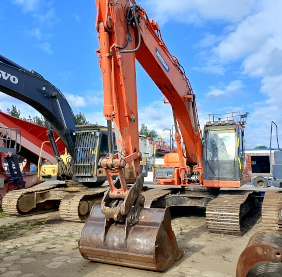 JCB JS160W