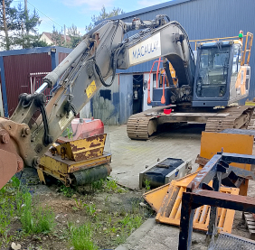 JCB JS160W